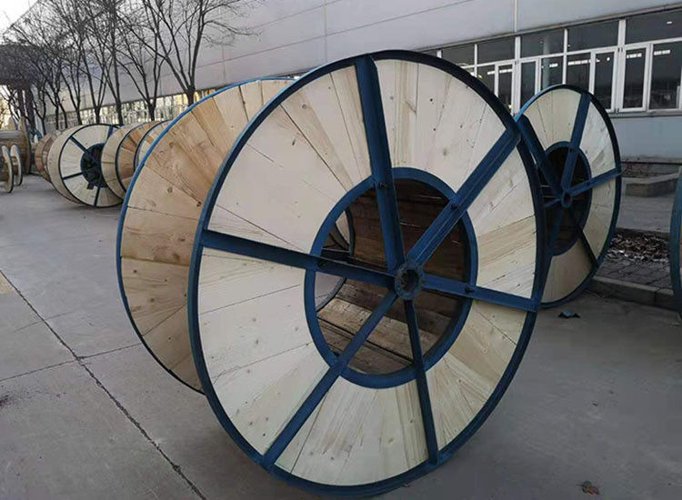 HF Giant Wooden Cable Spool Industrial Wood Spool สําหรับสายไฟฟ้าสายไฟฟ้าสายไฟฟ้าสายไฟฟ้า